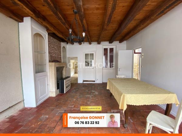 Maison de 85 m² - 3 Pièces - Dépendances - Jardin - 54 900 €