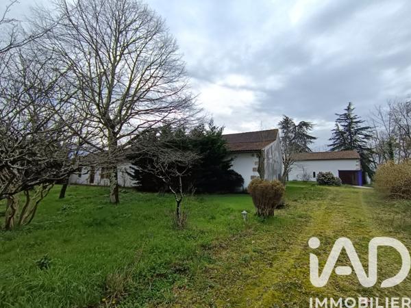 Maison à vendre 6 pièces 240 m² Montpon-Ménestérol
