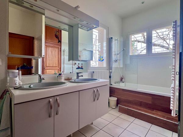 17200 ROYAN Villa d'architecte avec appartement indépendant - Royan