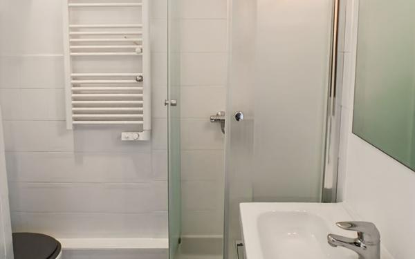 Appartement à vendre    2 pièces • 28,85 m2 Bagnolet