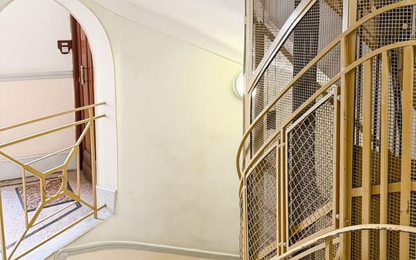 Appartement à vendre    3 pièces • 91,24 m2 Nice