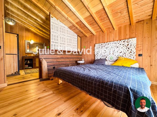 Maison
         5 pièces
        - 140 m² 930 000 € *