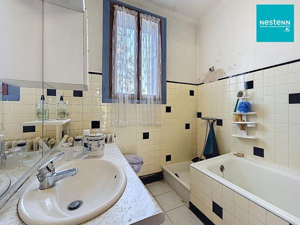 Grande maison familiale à Sury Le Comtal avec 4 chambres sur une parcelle de 1982 m²