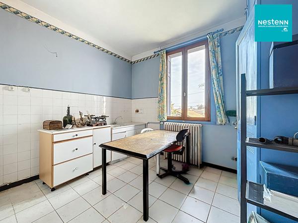 Grande maison familiale à Sury Le Comtal avec 4 chambres sur une parcelle de 1982 m²