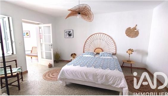 Immeuble à vendre 155 m² Arles