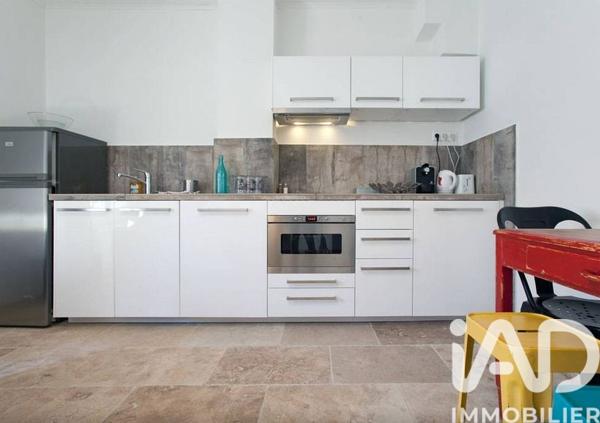 Immeuble à vendre 155 m² Arles