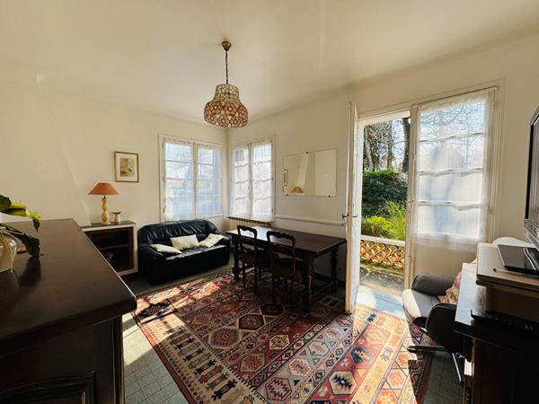 MAISON DE CARACTERE A RAFRAICHIR - PROCHE PONTAILLAC