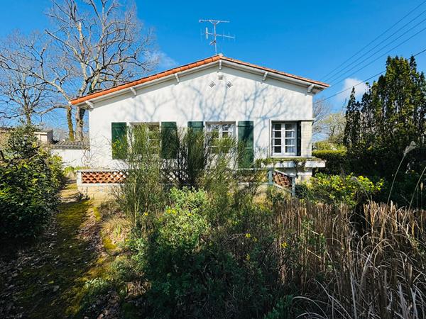 MAISON DE CARACTERE A RAFRAICHIR - PROCHE PONTAILLAC