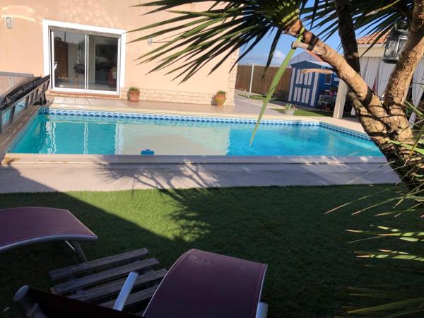 Belle propriété a Brem sur mer