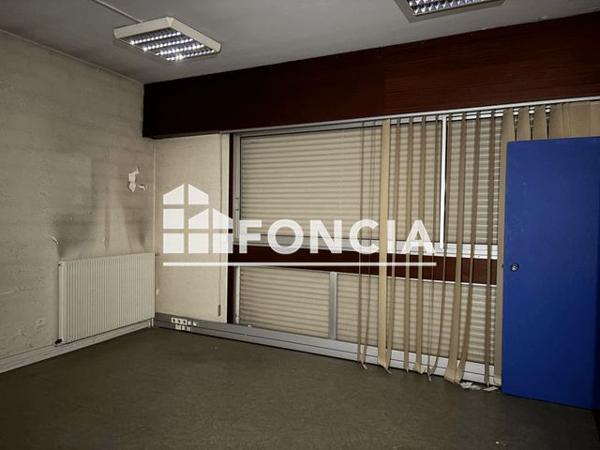 À vendre Local commercial 250 m² - Montauban 82000