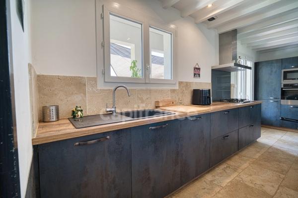 Maison de plain-pied 156 m² – 5 chambres - Montussan
