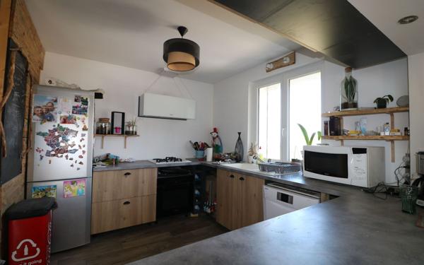 Maison à vendre    5 pièces • 98,98 m2 La Roche-sur-Foron