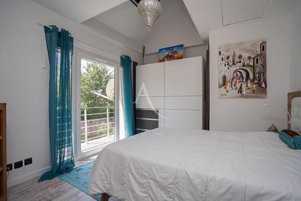 Gan Maison 7 pièces - 4 chambres et bureau - Garage, carport, Piscine terrain et bois - Calme