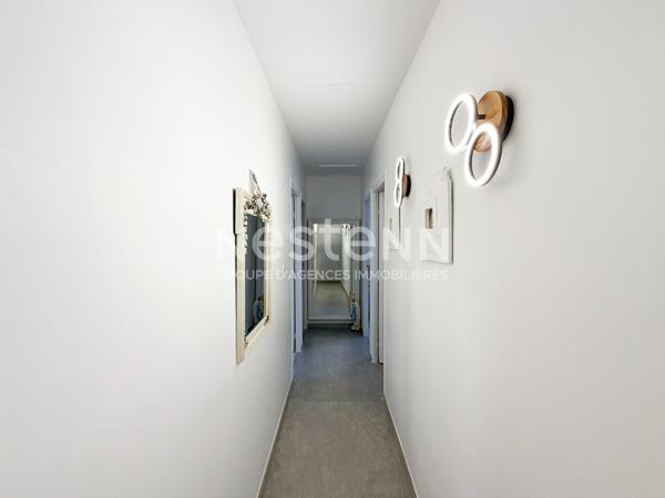 Maison 130 m² avec piscine, séjour 70 m² et vue dégagée à Collevielle Biver