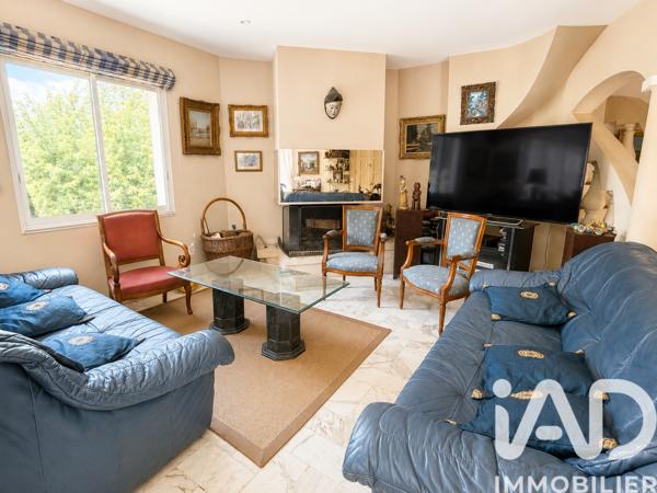 Maison à vendre 4 pièces 167 m² Le Rouret
