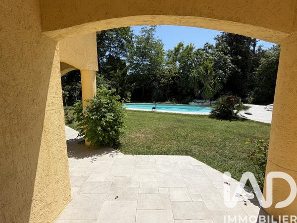 Maison à vendre 4 pièces 167 m² Le Rouret