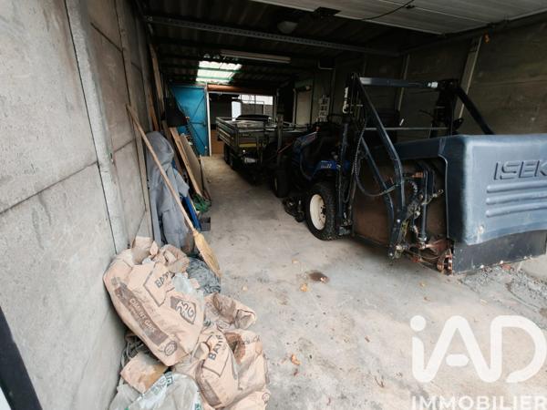 Parking à vendre 252 m² Saint-Amand-les-Eaux