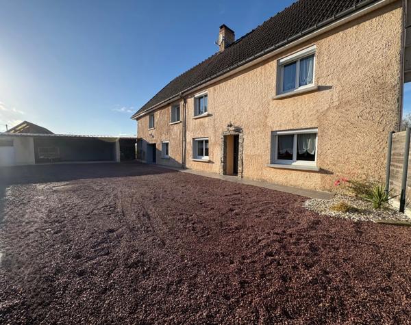 Maison en pierre et masse, rénovée, au calme et sans vis-à-vis – 135 m² –Bourgvallées (50)