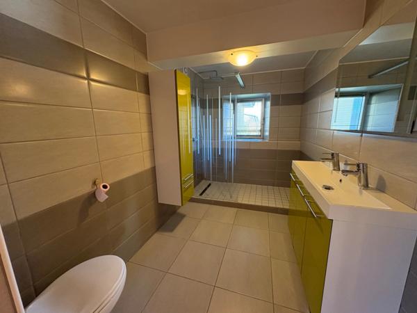 Maison en pierre et masse, rénovée, au calme et sans vis-à-vis – 135 m² –Bourgvallées (50)