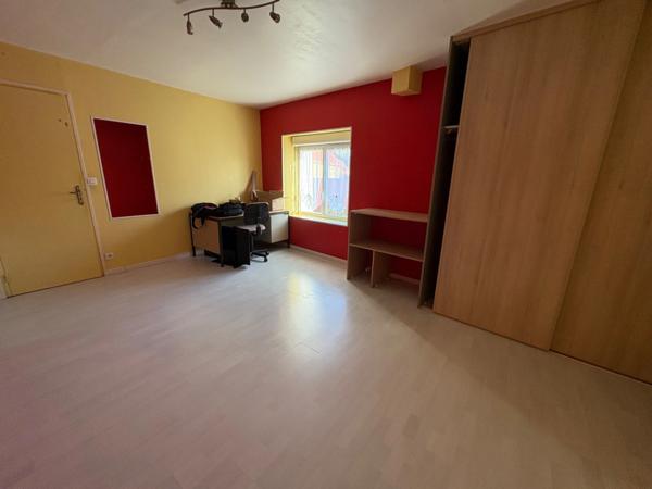 Maison en pierre et masse, rénovée, au calme et sans vis-à-vis – 135 m² –Bourgvallées (50)