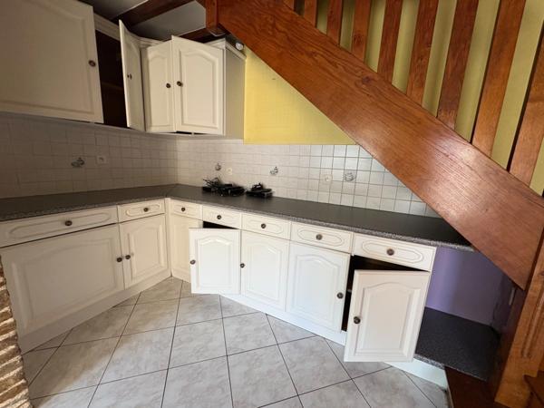 Maison en pierre et masse, rénovée, au calme et sans vis-à-vis – 135 m² –Bourgvallées (50)