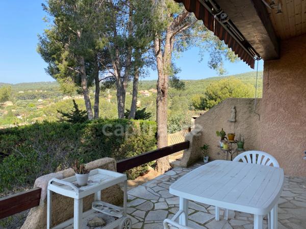 Maison de Plain-pied à Ceyreste 100 M2 Cœur de Village - 1135 M2 de terrain