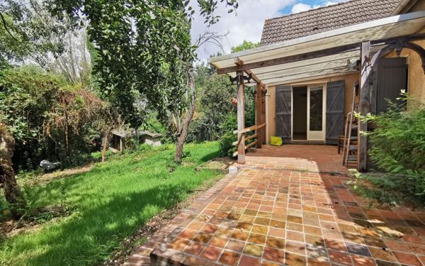 Maison à vendre    5 pièces • 147 m2 Varennes-Jarcy