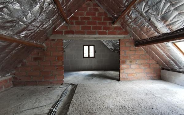 Maison à vendre    5 pièces • 147 m2 Varennes-Jarcy