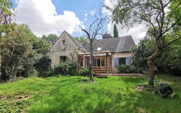 Maison à vendre    5 pièces • 147 m2 Varennes-Jarcy