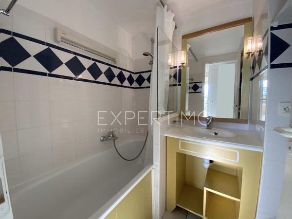 Talmont-Saint-Hilaire (85440) GOLF DE BOURGENAY - APPARTEMENT T3 de 37,20 m2 en rez-de-jardin - DEUX CHAMBRES, SIX COUCHAGES.