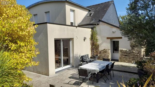 Maison à vendre à Pont-Péan en Ille-et-Vilaine (35131), ref : 2602