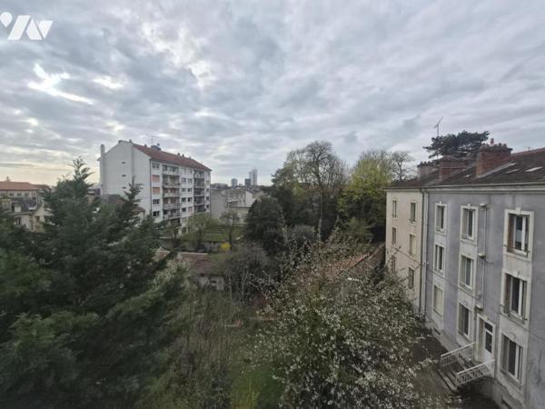 APPARTEMENT T2 AVEC PARKING & CAVE 