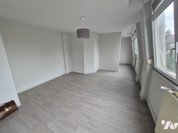 APPARTEMENT T2 AVEC PARKING & CAVE 