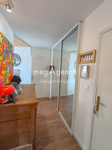 Appartement à GRIMAUD, 83310 - 2 pièces 48m²
