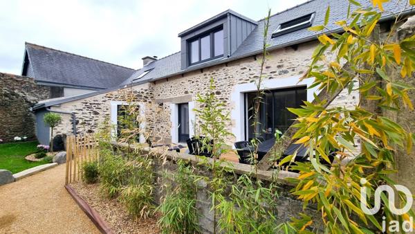 Maison 4 pièces de 101 m² à Étables-sur-Mer (22680)