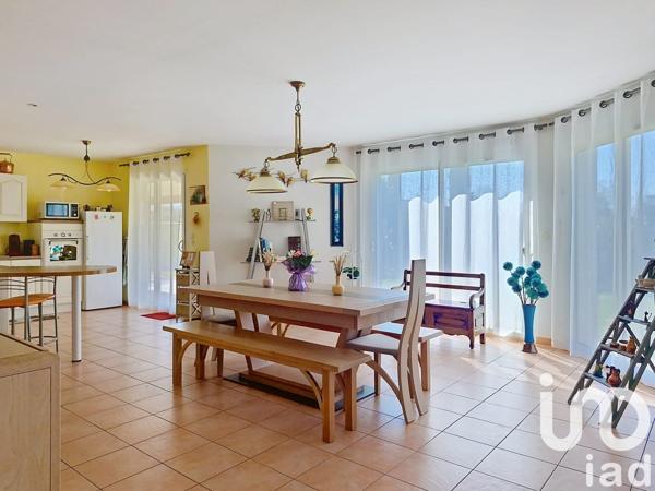 House for sale 6 rooms 128 m² Lamothe-Montravel