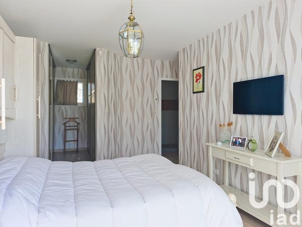 House for sale 6 rooms 128 m² Lamothe-Montravel