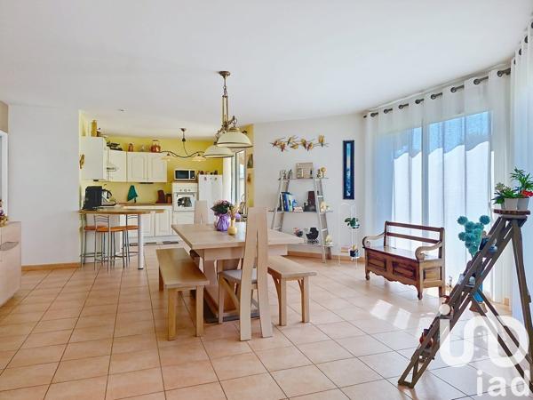 House for sale 6 rooms 128 m² Lamothe-Montravel