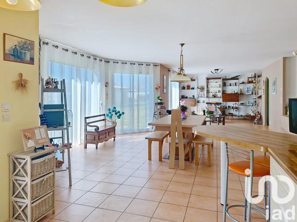 House for sale 6 rooms 128 m² Lamothe-Montravel