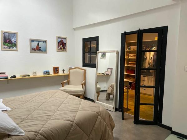 Maison à vendre    6 pièces •  Saint-Marcel-d'Ardèche