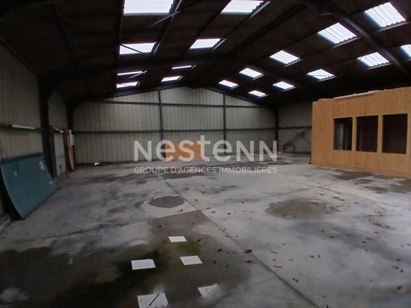 A vendre Entrepôt / local industriel de 250 m2 sur Crach