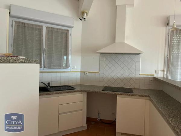 Appartement à louer 3 pièces 99.55m²