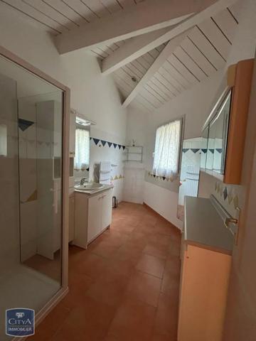 Appartement à louer 3 pièces 99.55m²