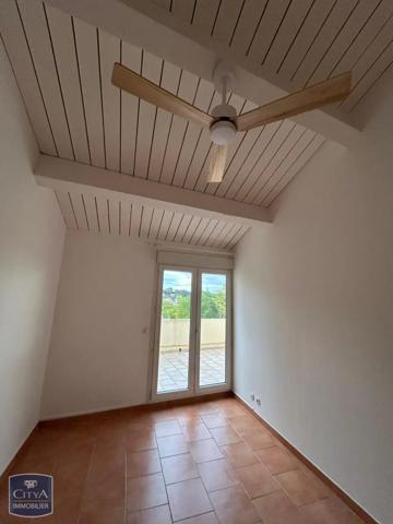 Appartement à louer 3 pièces 99.55m²