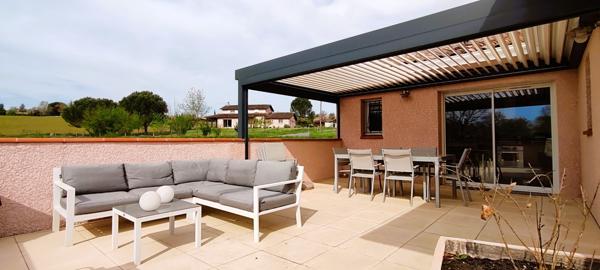 Rabastens: A 30mn de Toulouse belle maison T5 de plain-pied avec jardin, belle terrasse et grand garage de 38m2