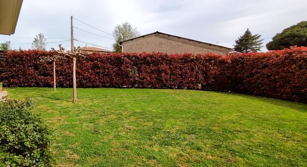 Rabastens: A 30mn de Toulouse belle maison T5 de plain-pied avec jardin, belle terrasse et grand garage de 38m2