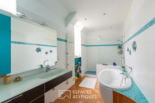 Domaine en pierres dans voie privée à ST BRIEUC et 10 000 m2 de jardin dont constructible en partie.