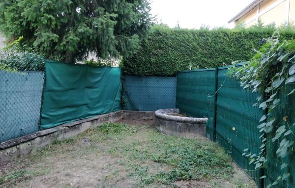 STUDIO REZ DE JARDIN