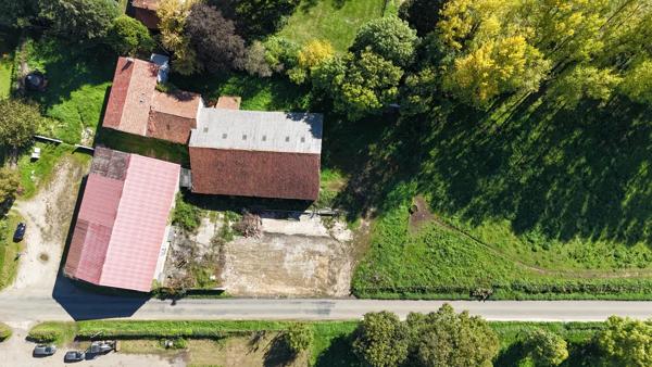 Grande maison de campagne avec terrain et dépendances – Idéale pour centre équestre ou petite exploitation