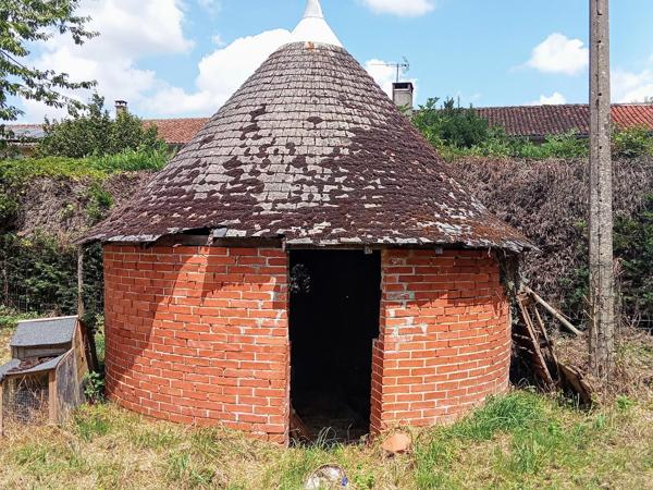 Grande maison de campagne avec terrain et dépendances – Idéale pour centre équestre ou petite exploitation